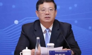 一个月内，4名“70后”厅官跨省晋升副省级